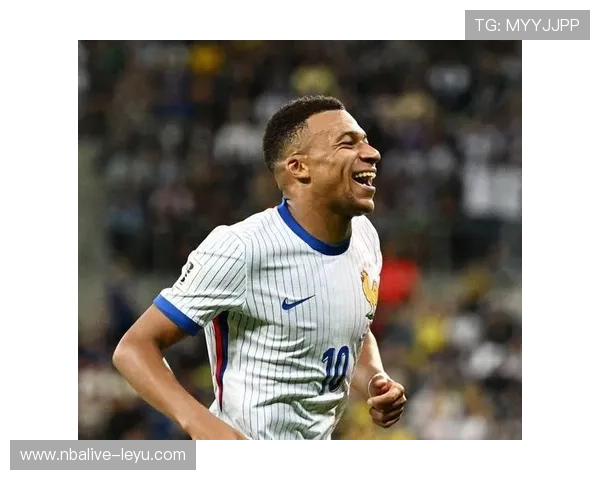 楚阿梅尼长传制导，姆巴佩破门创纪录！法国2-0乌克兰，中场核心表现亮眼