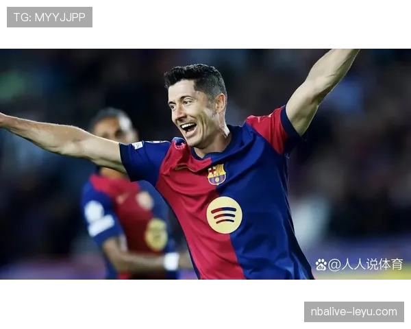 莱万多夫斯基达成百球里程碑，传奇篇章再添亮眼一笔