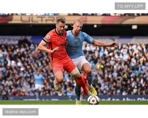 英超名将哈特发挥稳健,助哈特斯斩获关键胜利