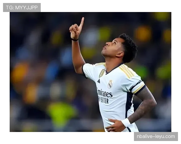 罗德里戈在本赛季表现稳健，逐渐成为球队的重要核心，助力球队持续向前。